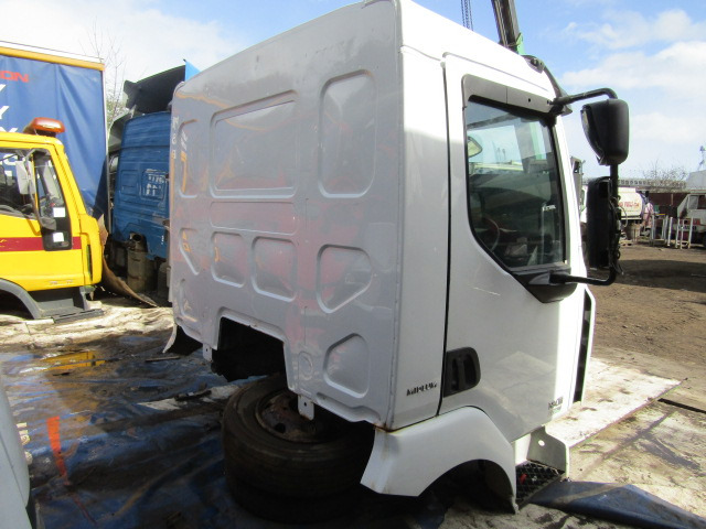 RENAULT MIDLUM DXI 7.5T CAB (2013) - Cabine para Camião: foto 4 RENAULT MIDLUM DXI 7.5T CAB (2013) - Cabine para Camião: foto 4