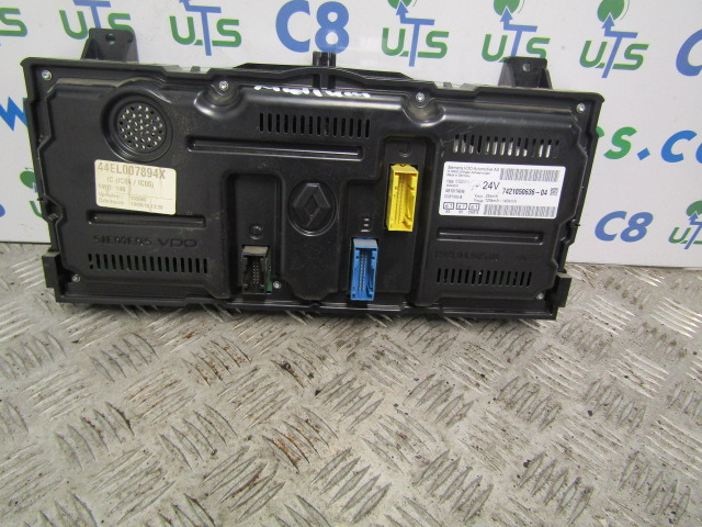 RENAULT MIDLUM DXI CLOCK CLUSTER P/NO 7421050636-04 - Cabine e interior para Camião: foto 4 RENAULT MIDLUM DXI CLOCK CLUSTER P/NO 7421050636-04 - Cabine e interior para Camião: foto 4