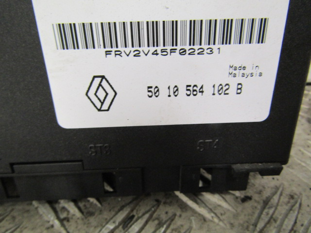 RENAULT MIDLUM VEHICLE BODY ECU P/NO 5010564102B / 461470002008 - Centralina electrónica para Camião: foto 2 RENAULT MIDLUM VEHICLE BODY ECU P/NO 5010564102B / 461470002008 - Centralina electrónica para Camião: foto 2