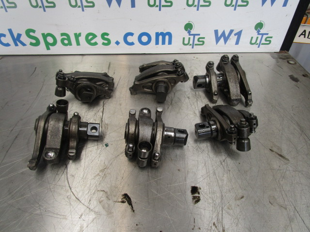 SCANIA 124 420 DC12 03 ROCKER SHAFT P/NO 1465288 - Motor e peças para Camião: foto 2 SCANIA 124 420 DC12 03 ROCKER SHAFT P/NO 1465288 - Motor e peças para Camião: foto 2