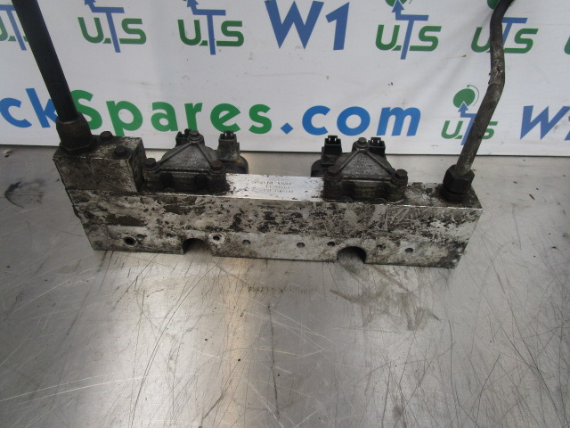 SCANIA 124 420 DC1203 INJECTOR RAIL 1440233/1511693 - Motor e peças para Camião: foto 4 SCANIA 124 420 DC1203 INJECTOR RAIL 1440233/1511693 - Motor e peças para Camião: foto 4