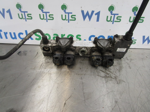 SCANIA 124 420 DC1203 INJECTOR RAIL 1440233/1511693 - Motor e peças para Camião: foto 1 SCANIA 124 420 DC1203 INJECTOR RAIL 1440233/1511693 - Motor e peças para Camião: foto 1