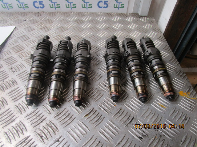 SCANIA 124 420 DC1203 INJECTORS (6) 4076912 - Sistema de combustível para Camião: foto 1 SCANIA 124 420 DC1203 INJECTORS (6) 4076912 - Sistema de combustível para Camião: foto 1