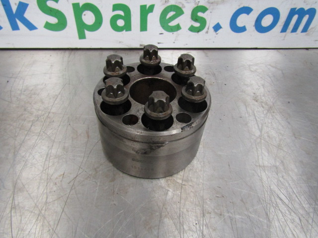 SCANIA 144/164 V8 CRANKSHAFT PULLY SPACER P/NO 1514668 - Motor e peças para Camião: foto 1 SCANIA 144/164 V8 CRANKSHAFT PULLY SPACER P/NO 1514668 - Motor e peças para Camião: foto 1