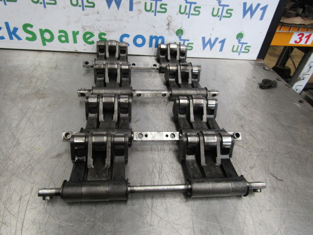 SCANIA 144/164 V8 ROCKERSHAFT P/NO 6462/77097430 - Motor e peças para Camião: foto 2 SCANIA 144/164 V8 ROCKERSHAFT P/NO 6462/77097430 - Motor e peças para Camião: foto 2