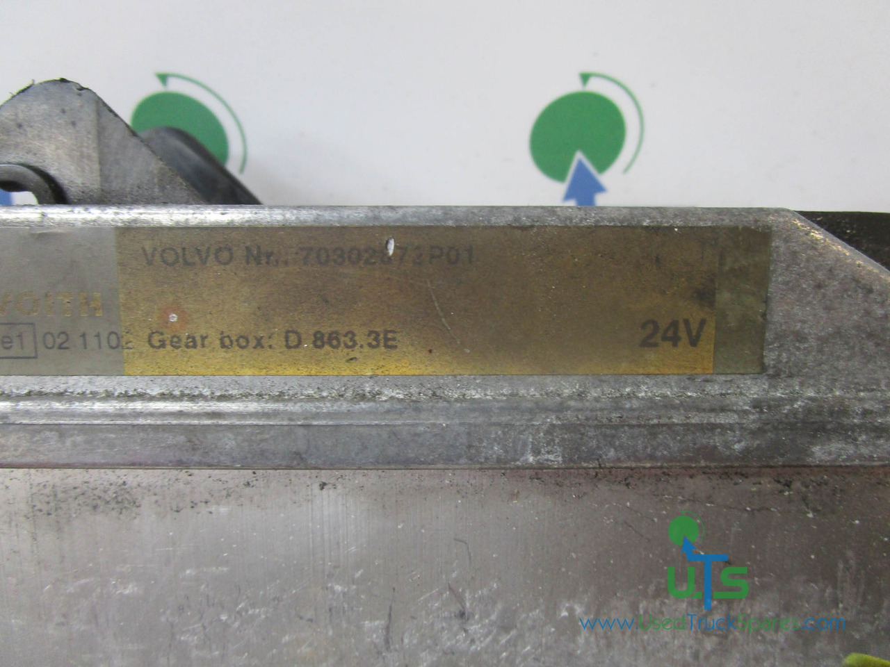 VOITH VOLVO GEARBOX ECU P/NO 7030267.P01 - Caixa de velocidade para Camião: foto 3 VOITH VOLVO GEARBOX ECU P/NO 7030267.P01 - Caixa de velocidade para Camião: foto 3