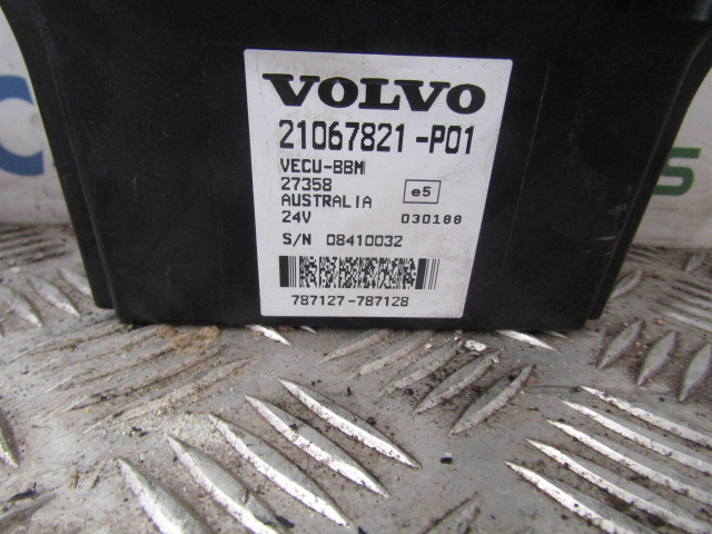 VOLVO FE BBM UNIT P/NO 21067821-P01 - Centralina electrónica para Camião: foto 2 VOLVO FE BBM UNIT P/NO 21067821-P01 - Centralina electrónica para Camião: foto 2
