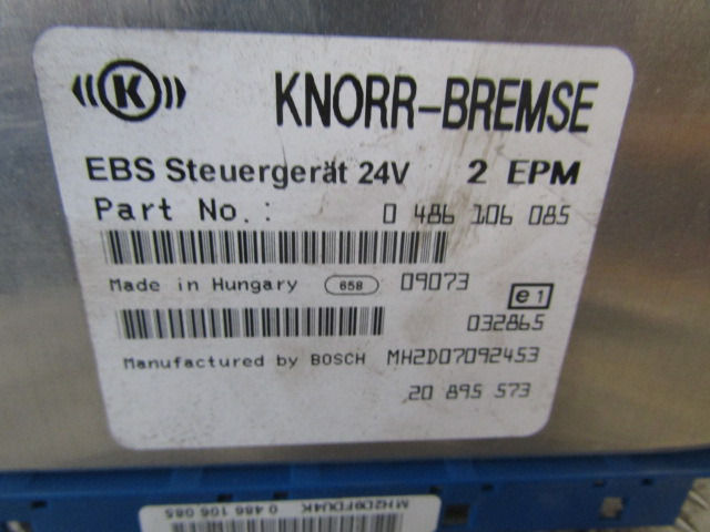 VOLVO FE EBS ECU P/NO 0486106 085 - Centralina electrónica para Camião: foto 2 VOLVO FE EBS ECU P/NO 0486106 085 - Centralina electrónica para Camião: foto 2