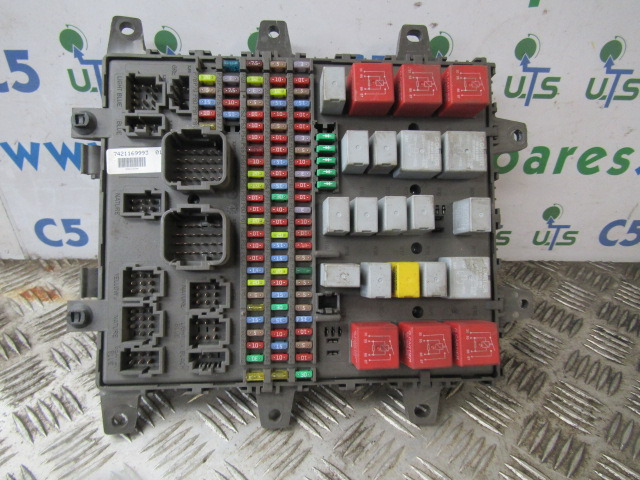 VOLVO FE FUSEBOARD COMPLETE P/NO 518849401 - Sistema elétrico para Camião: foto 1 VOLVO FE FUSEBOARD COMPLETE P/NO 518849401 - Sistema elétrico para Camião: foto 1