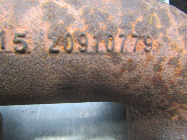 VOLVO FH13A EXHAUST MANIFOLD 3 PIECE P/NO 20910779 / 20508112 - Sistema de escape para Camião: foto 2 VOLVO FH13A EXHAUST MANIFOLD 3 PIECE P/NO 20910779 / 20508112 - Sistema de escape para Camião: foto 2