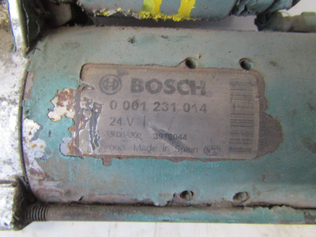 VOLVO FL D6B STARTER MOTOR BOSCH P/NO 001231014 - Sistema elétrico para Camião: foto 2 VOLVO FL D6B STARTER MOTOR BOSCH P/NO 001231014 - Sistema elétrico para Camião: foto 2