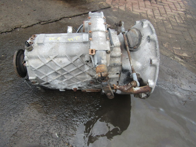 VOLVO FL6 ZF 56.66 6 SPEED MANUAL GEARBOX - Caixa de velocidade para Camião: foto 2 VOLVO FL6 ZF 56.66 6 SPEED MANUAL GEARBOX - Caixa de velocidade para Camião: foto 2