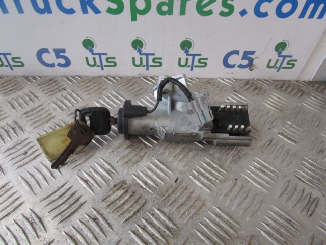 VOLVO FM/FH VERSION 2 IGNITION LOCK AND KEY 106343 - Cabine e interior para Camião: foto 1 VOLVO FM/FH VERSION 2 IGNITION LOCK AND KEY 106343 - Cabine e interior para Camião: foto 1
