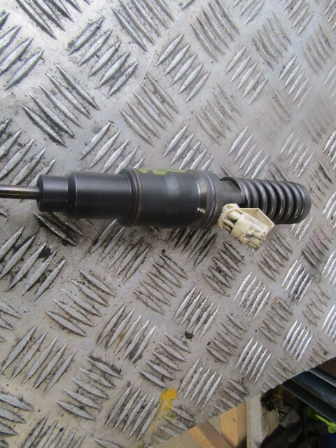 VOLVO FM9 D9D INJECTORS SET (6) ‘DELPHI HRE 114’ - Sistema de combustível para Camião: foto 3 VOLVO FM9 D9D INJECTORS SET (6) ‘DELPHI HRE 114’ - Sistema de combustível para Camião: foto 3