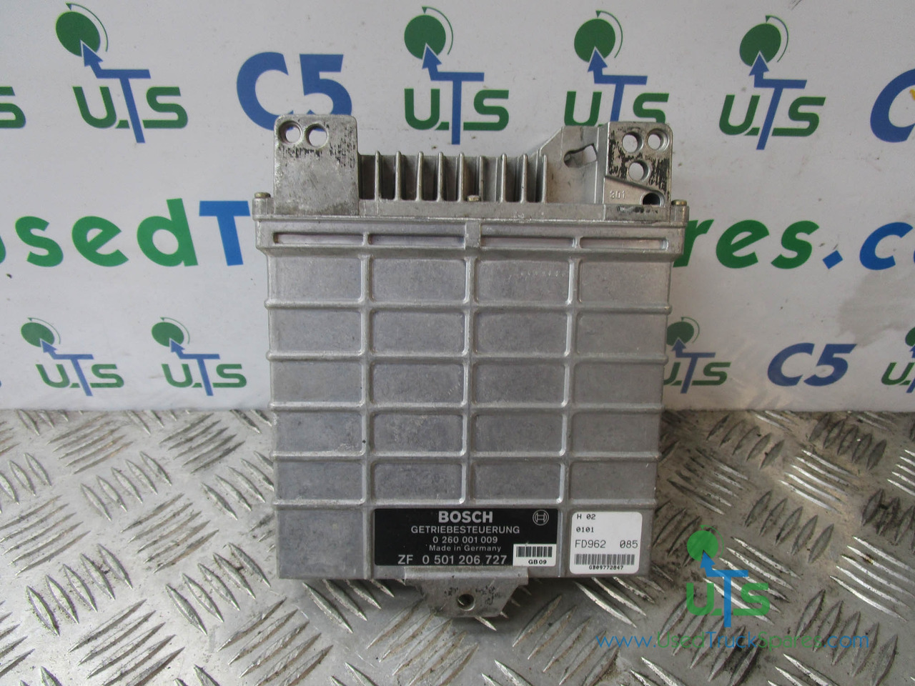 ZF TRANSMISSION ECU P/NO 6009038922 - Centralina electrónica para Camião: foto 1 ZF TRANSMISSION ECU P/NO 6009038922 - Centralina electrónica para Camião: foto 1