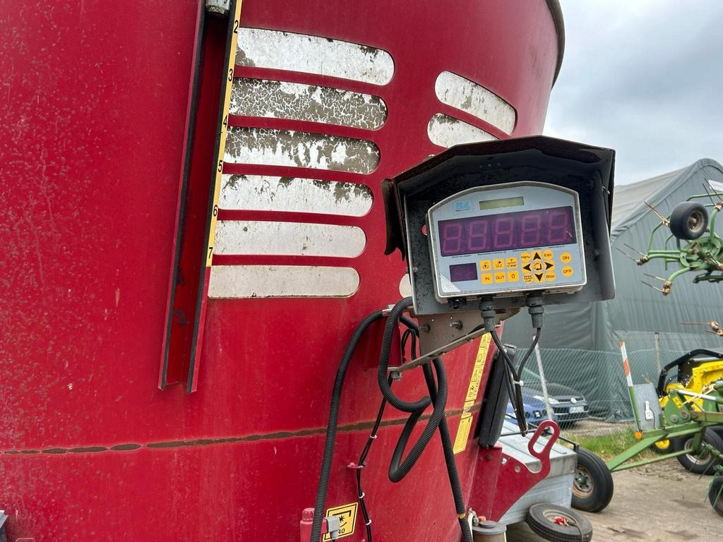 BVL V-MIX PLUS 13-1S - Misturadora Alimentadora: foto 3 BVL V-MIX PLUS 13-1S - Misturadora Alimentadora: foto 3