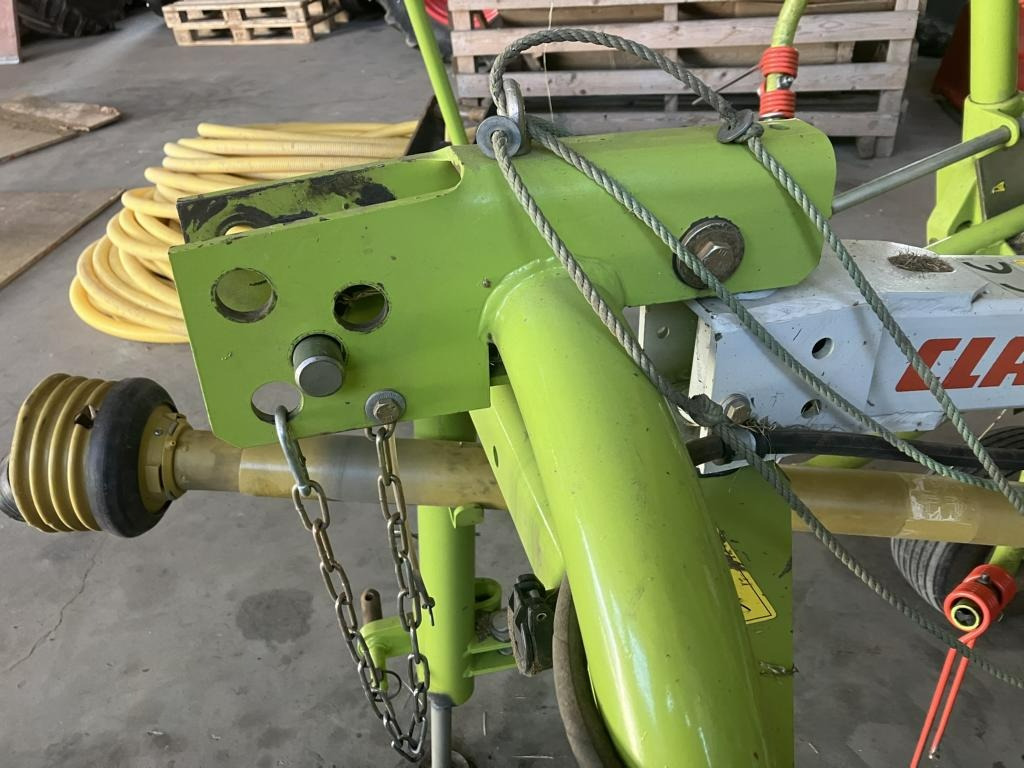 Ancinho enleirador CLAAS VOLTO 64: foto 9