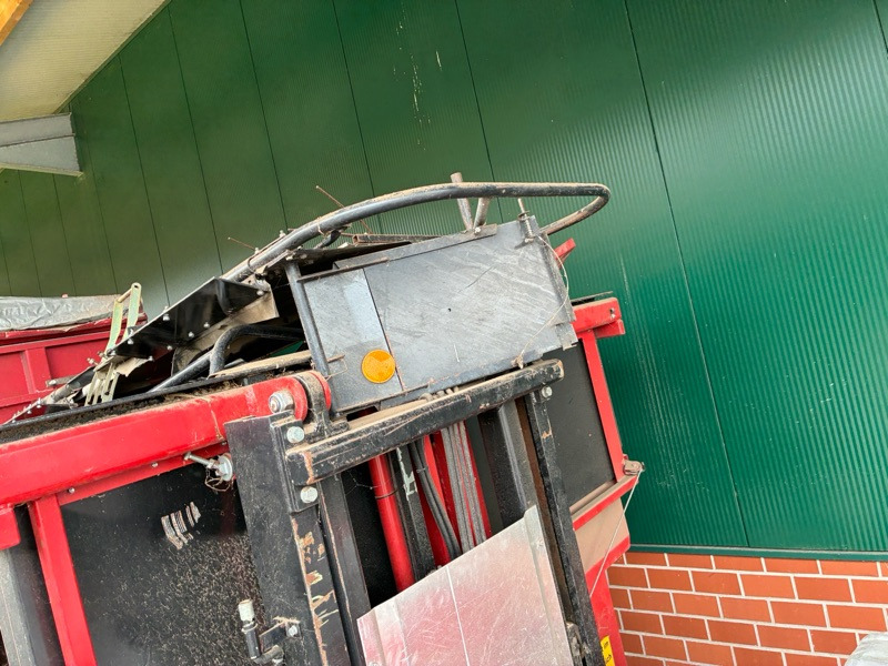 Case 7088 Axial-Flow - Ceifeira debulhadora: foto 3 Case 7088 Axial-Flow - Ceifeira debulhadora: foto 3