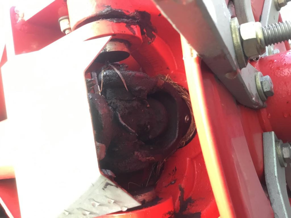 Fella TH 11008 - Ancinho enleirador: foto 4 Fella TH 11008 - Ancinho enleirador: foto 4