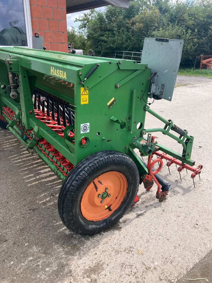 Hassia Euro 300/29 - Maquina para lavrar a terra: foto 4 Hassia Euro 300/29 - Maquina para lavrar a terra: foto 4
