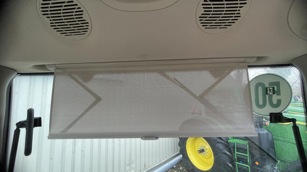 John Deere 6R215 - Trator: foto 2 John Deere 6R215 - Trator: foto 2