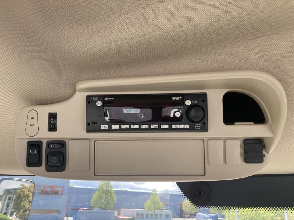 John Deere 6R215 - Trator: foto 5 John Deere 6R215 - Trator: foto 5