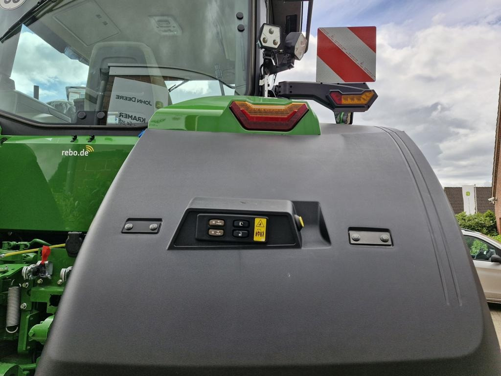 John Deere 7R330 - Trator: foto 3 John Deere 7R330 - Trator: foto 3