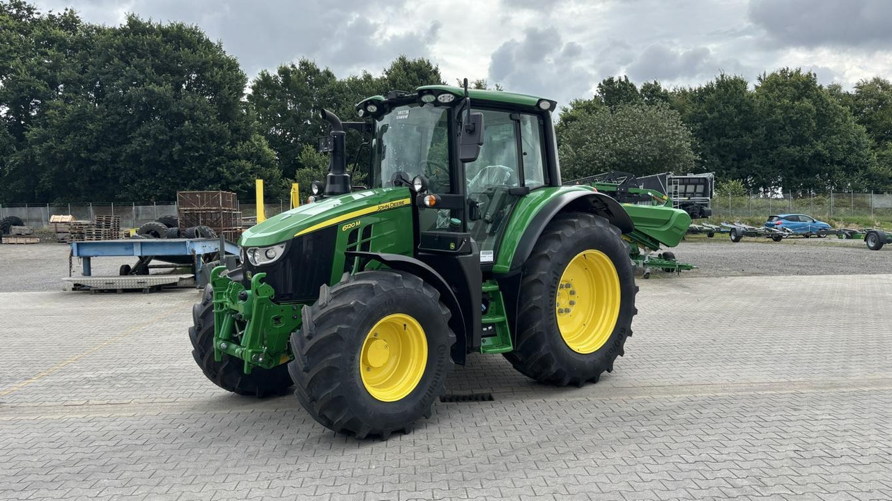 John Deere TRAKTOR 6120M MIT KABINE - Trator: foto 1 John Deere TRAKTOR 6120M MIT KABINE - Trator: foto 1