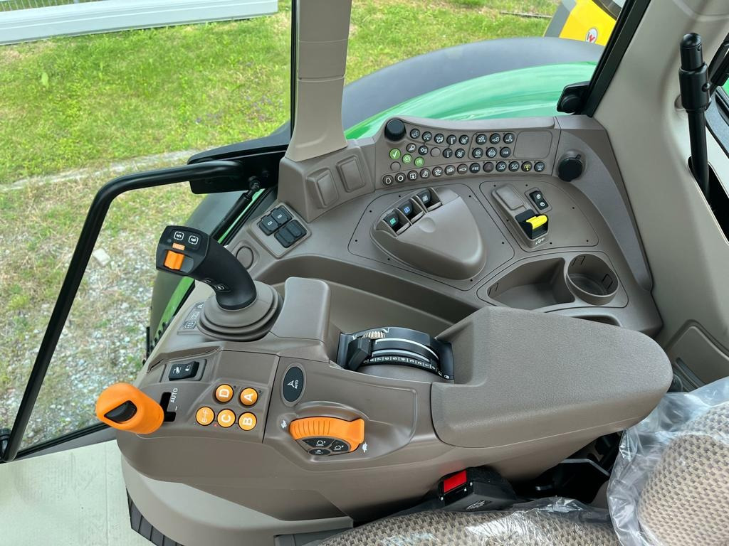 John Deere TRAKTOR 6120M MIT KABINE - Trator: foto 3 John Deere TRAKTOR 6120M MIT KABINE - Trator: foto 3