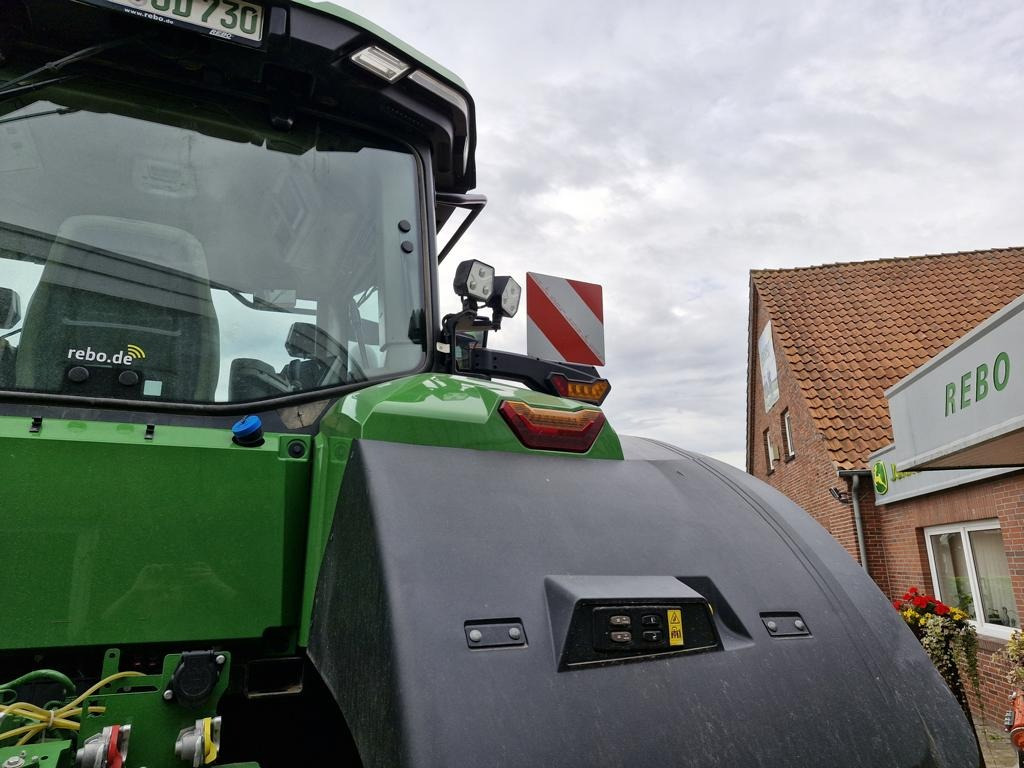 John Deere TRAKTOR 7R330 - Trator: foto 3 John Deere TRAKTOR 7R330 - Trator: foto 3