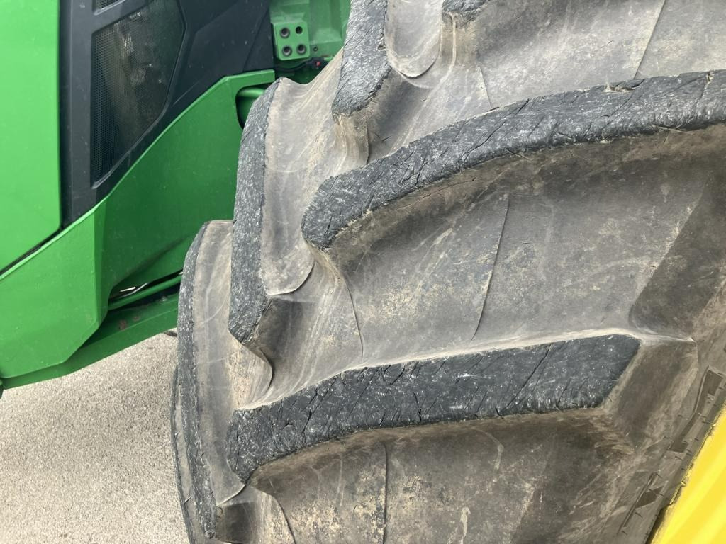 John Deere TRAKTOR 8R410 - Trator: foto 2 John Deere TRAKTOR 8R410 - Trator: foto 2