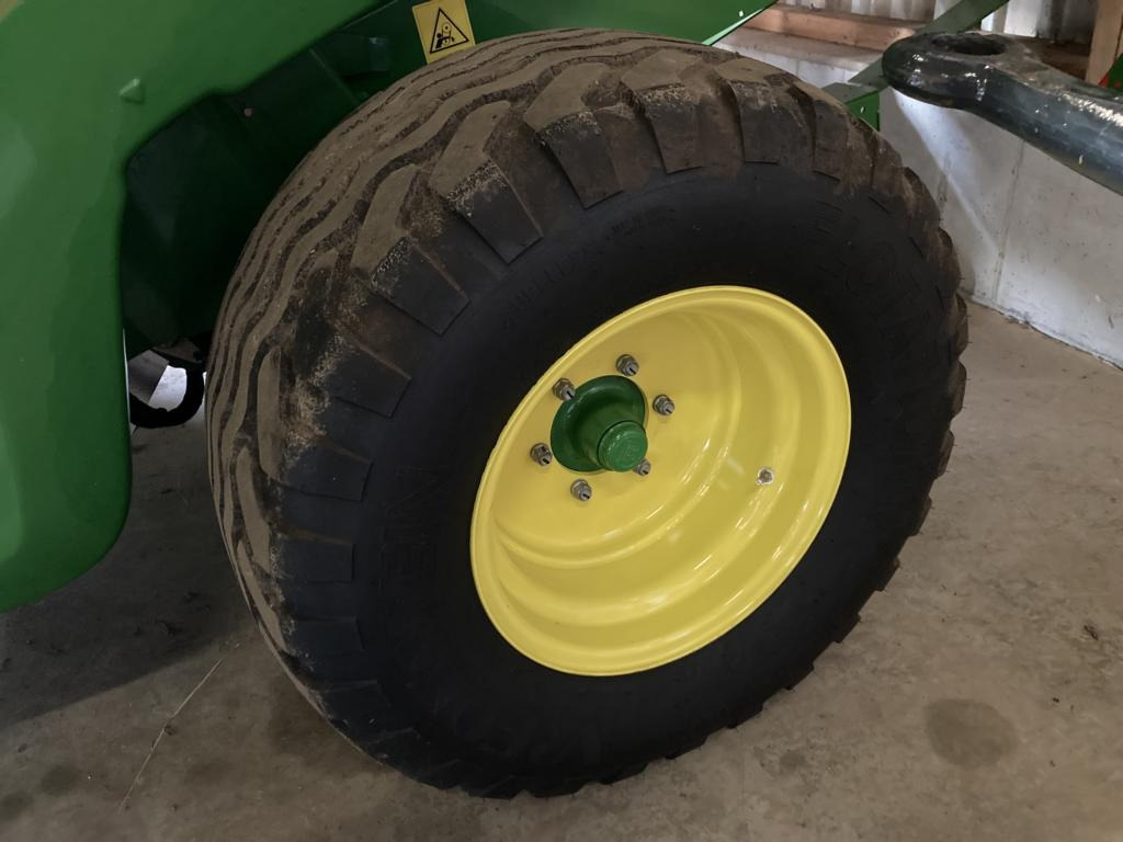 John Deere V461M - Empacotador de fardos: foto 5 John Deere V461M - Empacotador de fardos: foto 5