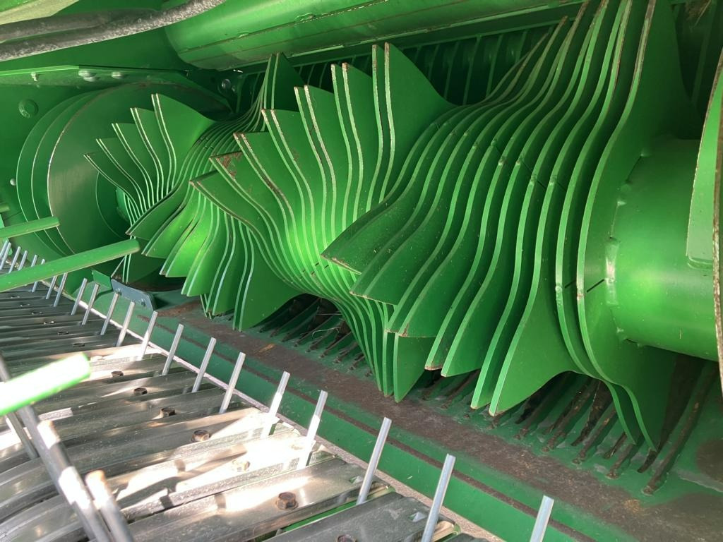 Locação financeira de John Deere V461M - PAKET FÜR RUNDBALLENPR John Deere V461M - PAKET FÜR RUNDBALLENPR: foto 16
