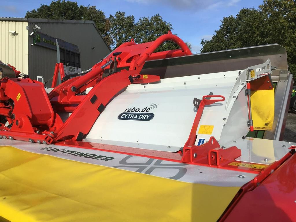 Pöttinger NOVACAT V 10000 ED CL - Gadanheira: foto 4 Pöttinger NOVACAT V 10000 ED CL - Gadanheira: foto 4