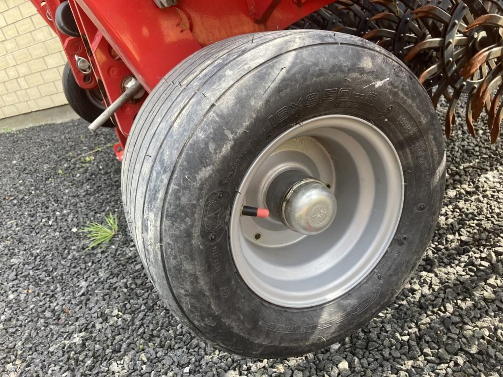 Pöttinger ROTOCARE V 12400 - Maquina para lavrar a terra: foto 2 Pöttinger ROTOCARE V 12400 - Maquina para lavrar a terra: foto 2