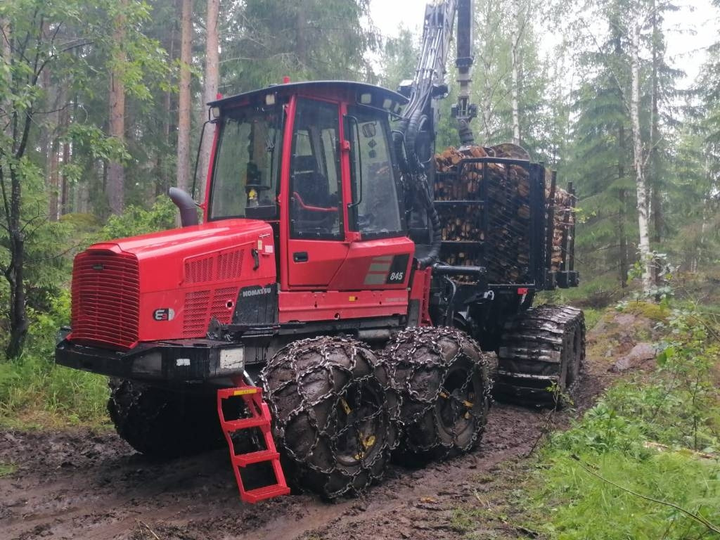 Komatsu 845 - Forwarder: foto 1 Komatsu 845 - Forwarder: foto 1