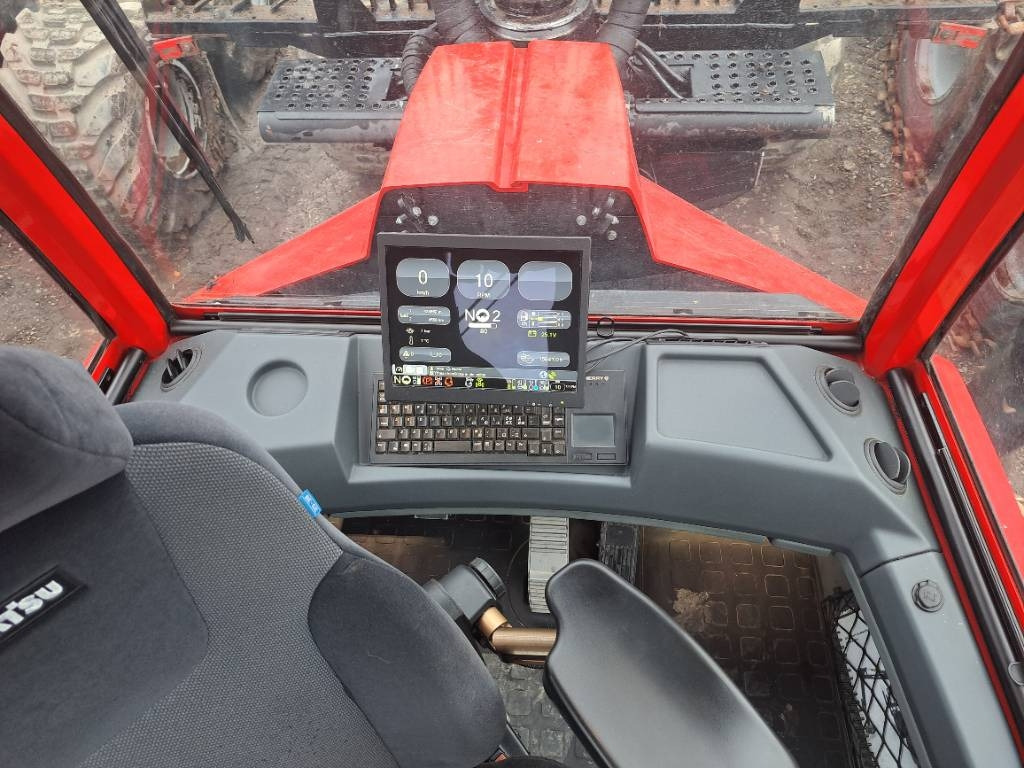 Komatsu 855 - Forwarder: foto 3 Komatsu 855 - Forwarder: foto 3