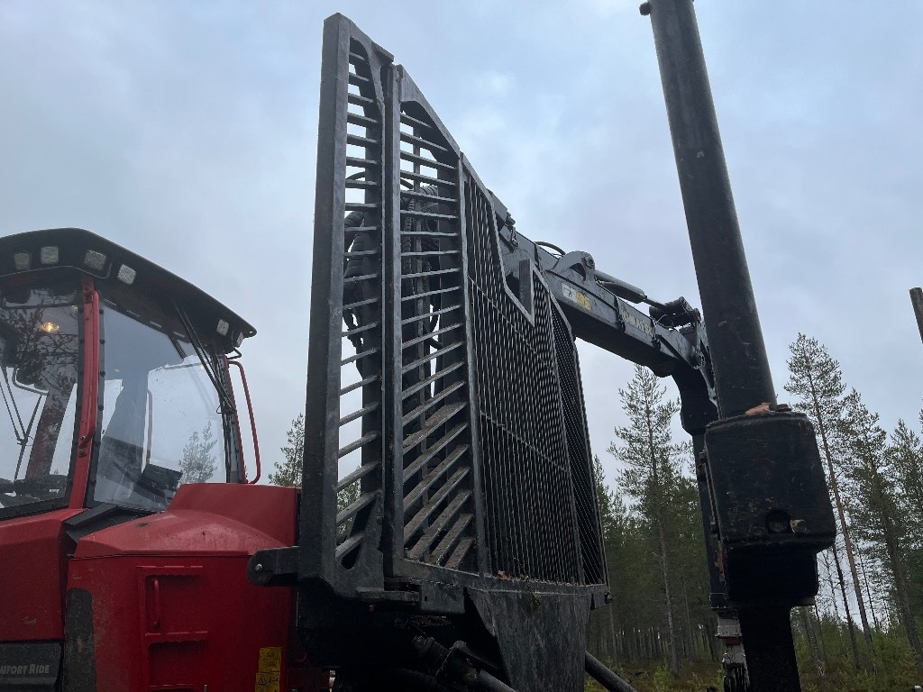 Forwarder Komatsu 875: foto 7 Forwarder Komatsu 875: foto 7