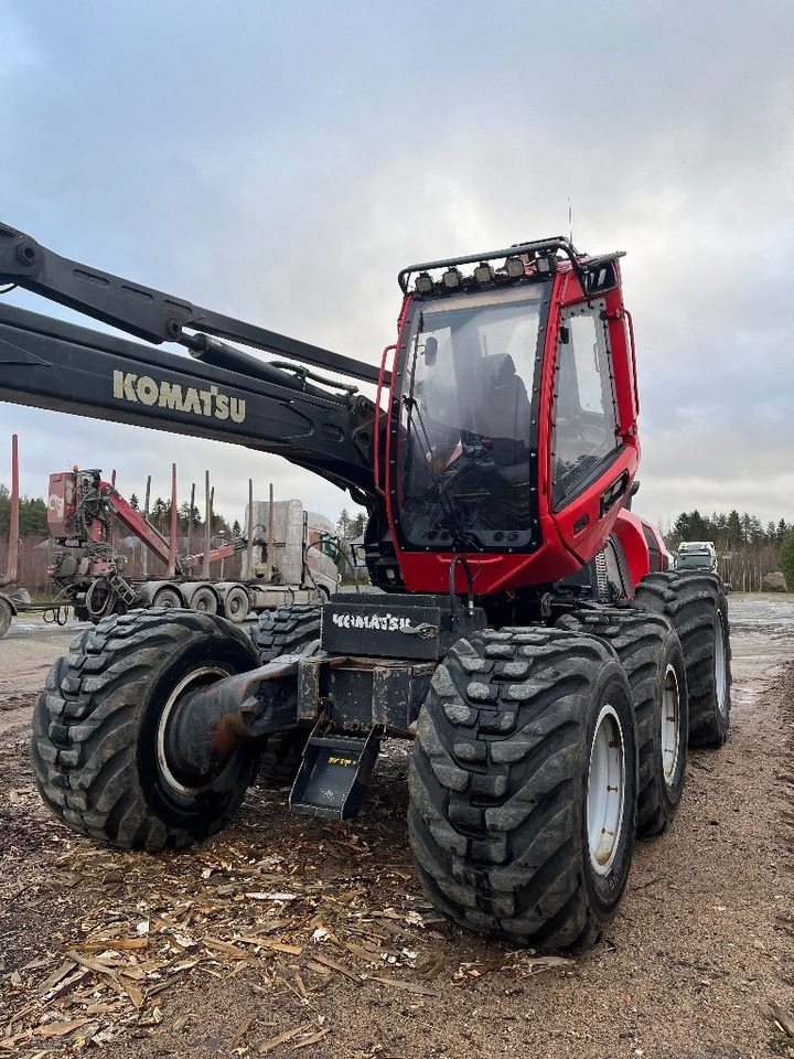 Komatsu 911 - Harvester: foto 1 Komatsu 911 - Harvester: foto 1