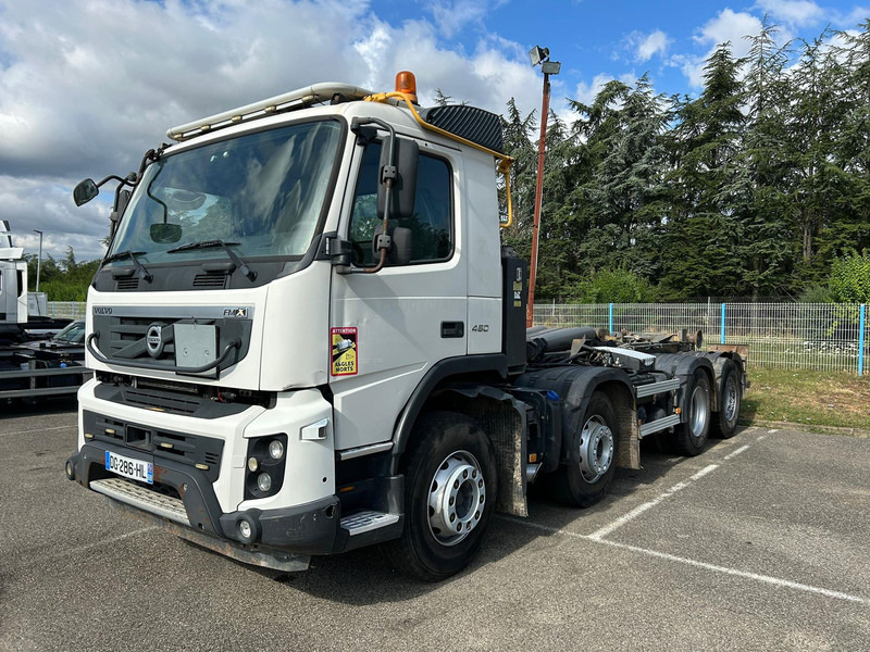 Volvo FMX - Camião polibenne: foto 1 Volvo FMX - Camião polibenne: foto 1