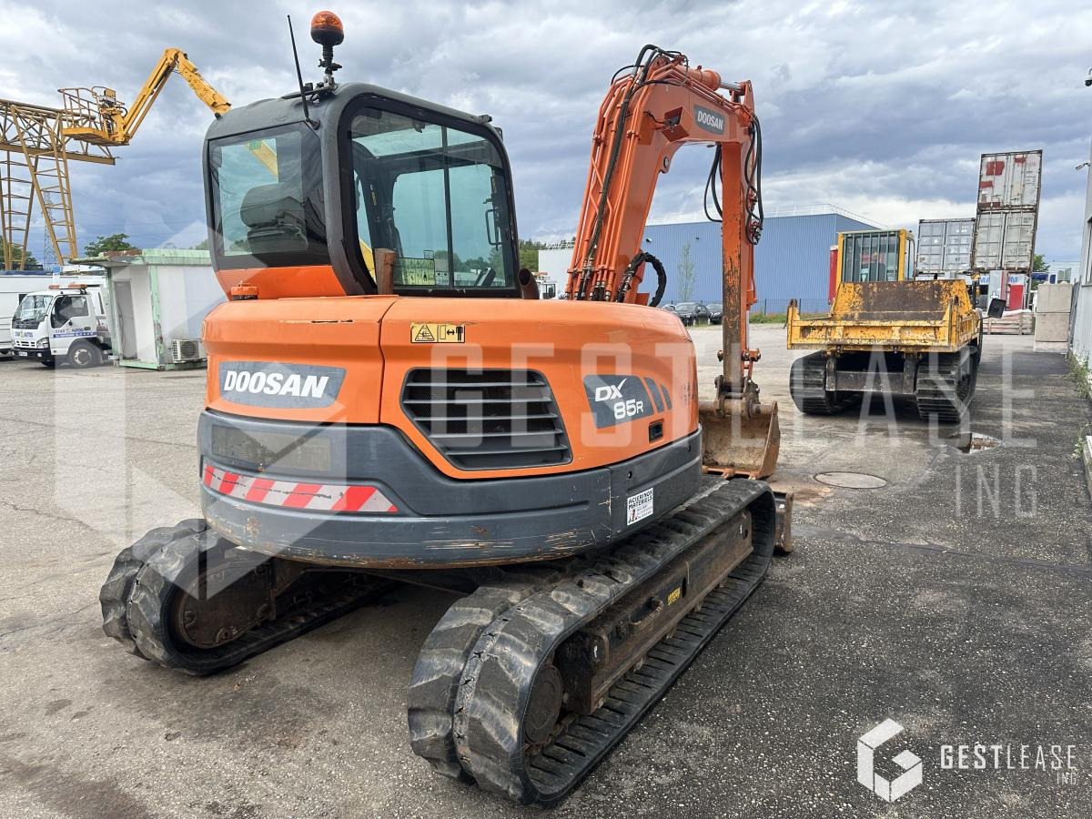 Doosan DX85R-3 - Mini escavadeira: foto 3 Doosan DX85R-3 - Mini escavadeira: foto 3