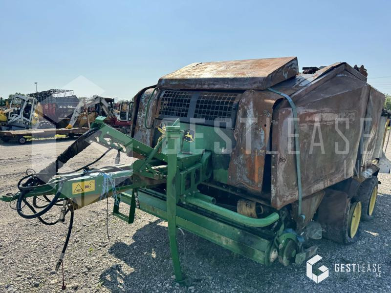 John Deere 744 - Enfardadeira de fardos redondos: foto 5 John Deere 744 - Enfardadeira de fardos redondos: foto 5