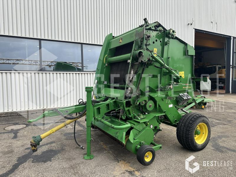 John Deere 854 ROTOFLOW - Enfardadeira de fardos redondos: foto 1 John Deere 854 ROTOFLOW - Enfardadeira de fardos redondos: foto 1