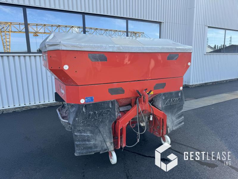 Kuhn AXIS 40.2 - Distribuidor de fertilizantes: foto 1 Kuhn AXIS 40.2 - Distribuidor de fertilizantes: foto 1