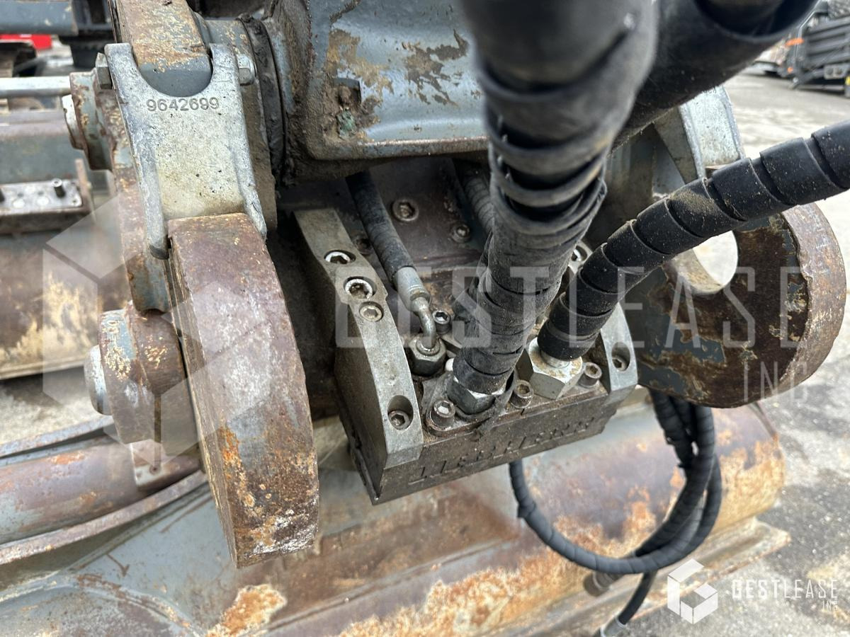 Liebherr R926 COMPACT - Escavadora de rastos: foto 5 Liebherr R926 COMPACT - Escavadora de rastos: foto 5