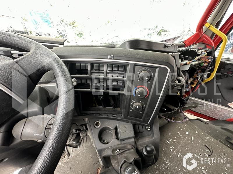 Carro de bombeiro Renault D-Series 250: foto 22