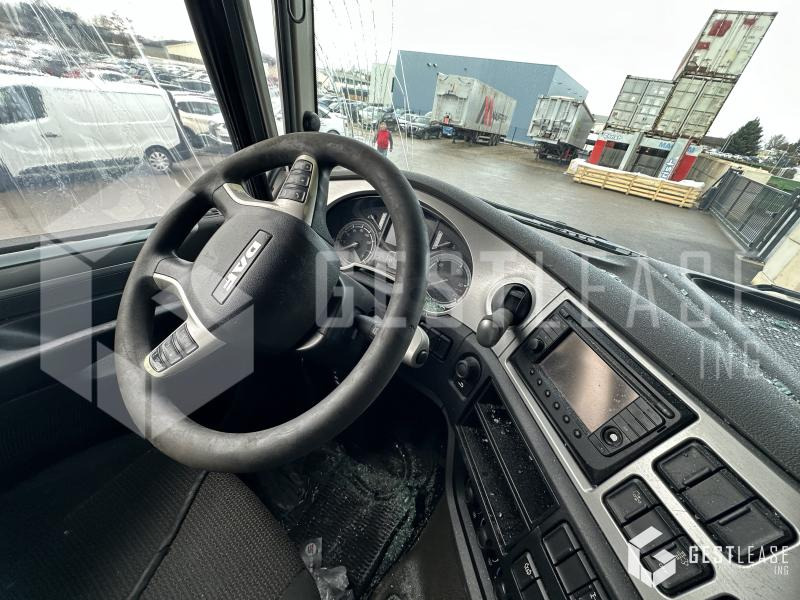 Fotografia de interior 1: Tractor DAF XF510 FT