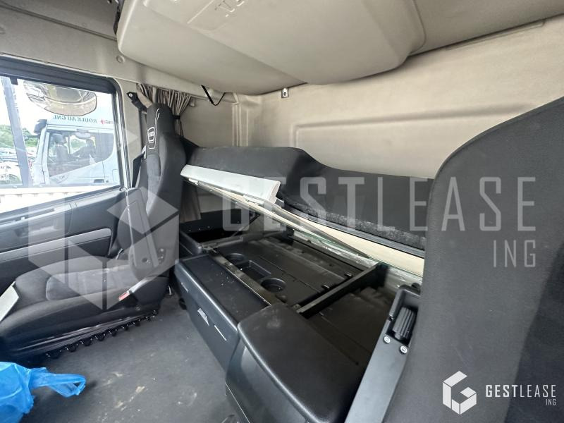 Tractor Iveco Stralis: foto 12