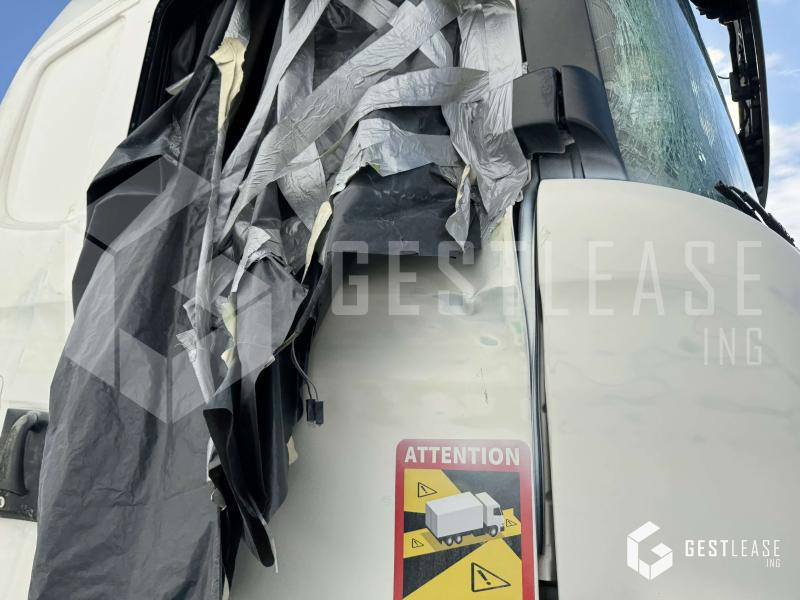 Locação financeira de Scania R490 Scania R490: foto 7