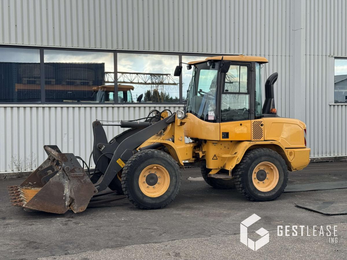 Volvo L30G - Pá carregadora de rodas: foto 1 Volvo L30G - Pá carregadora de rodas: foto 1